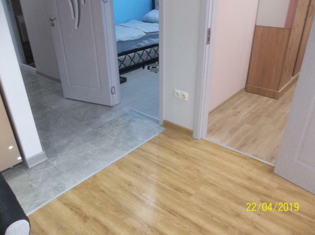 Мате Apartment Batumi Exteriör bild