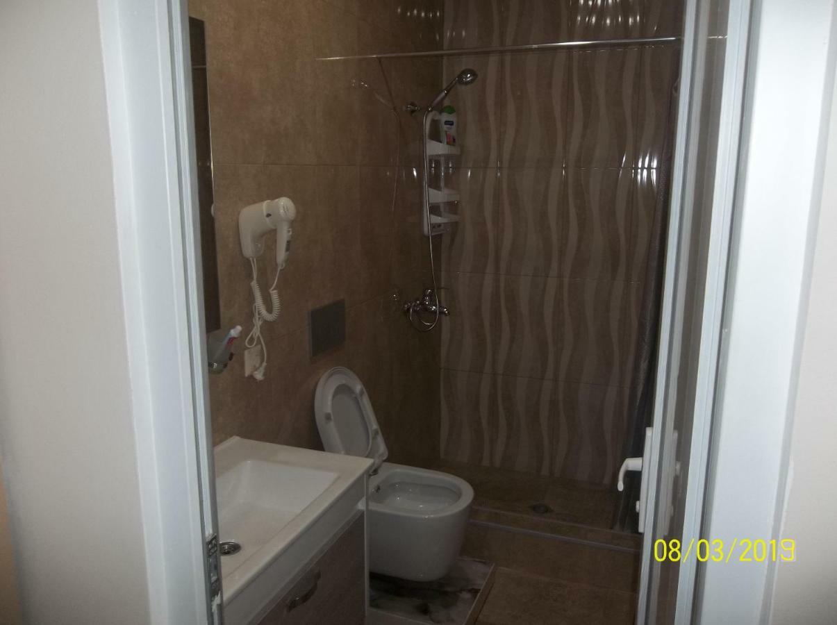 Мате Apartment Batumi Exteriör bild