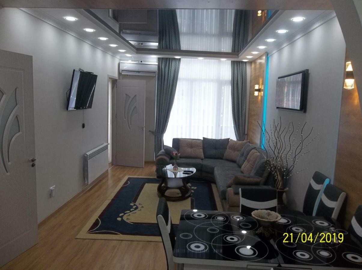 Мате Apartment Batumi Exteriör bild