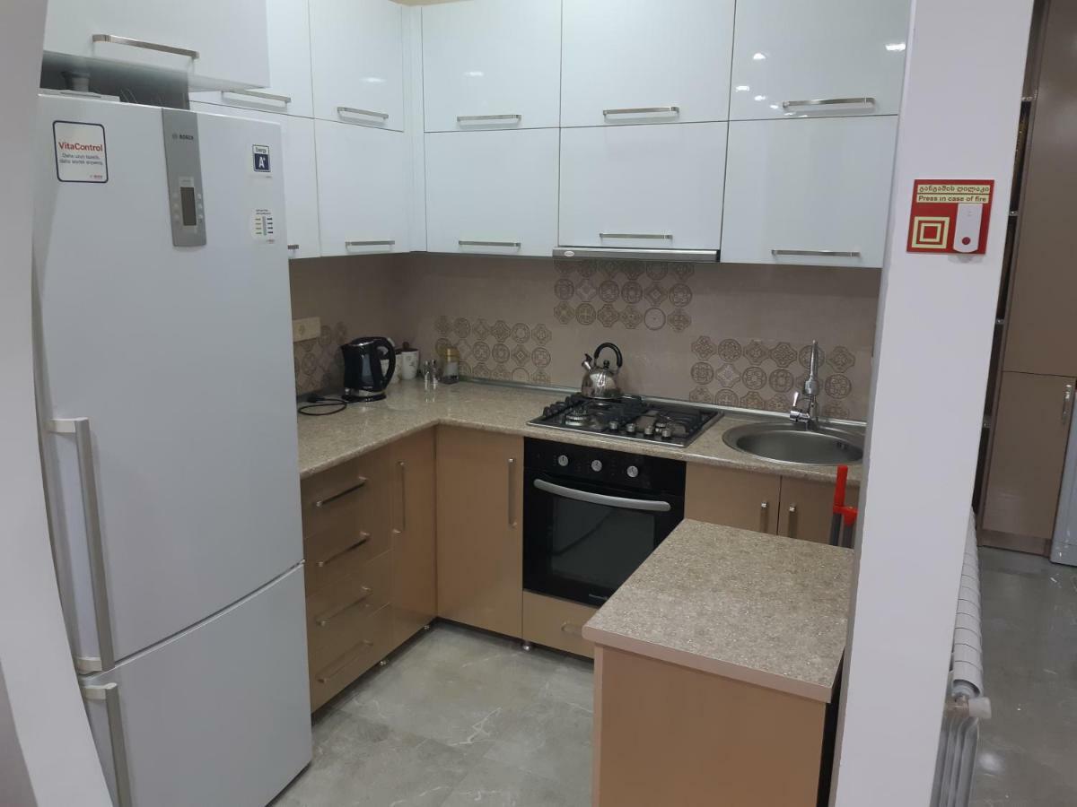 Мате Apartment Batumi Exteriör bild
