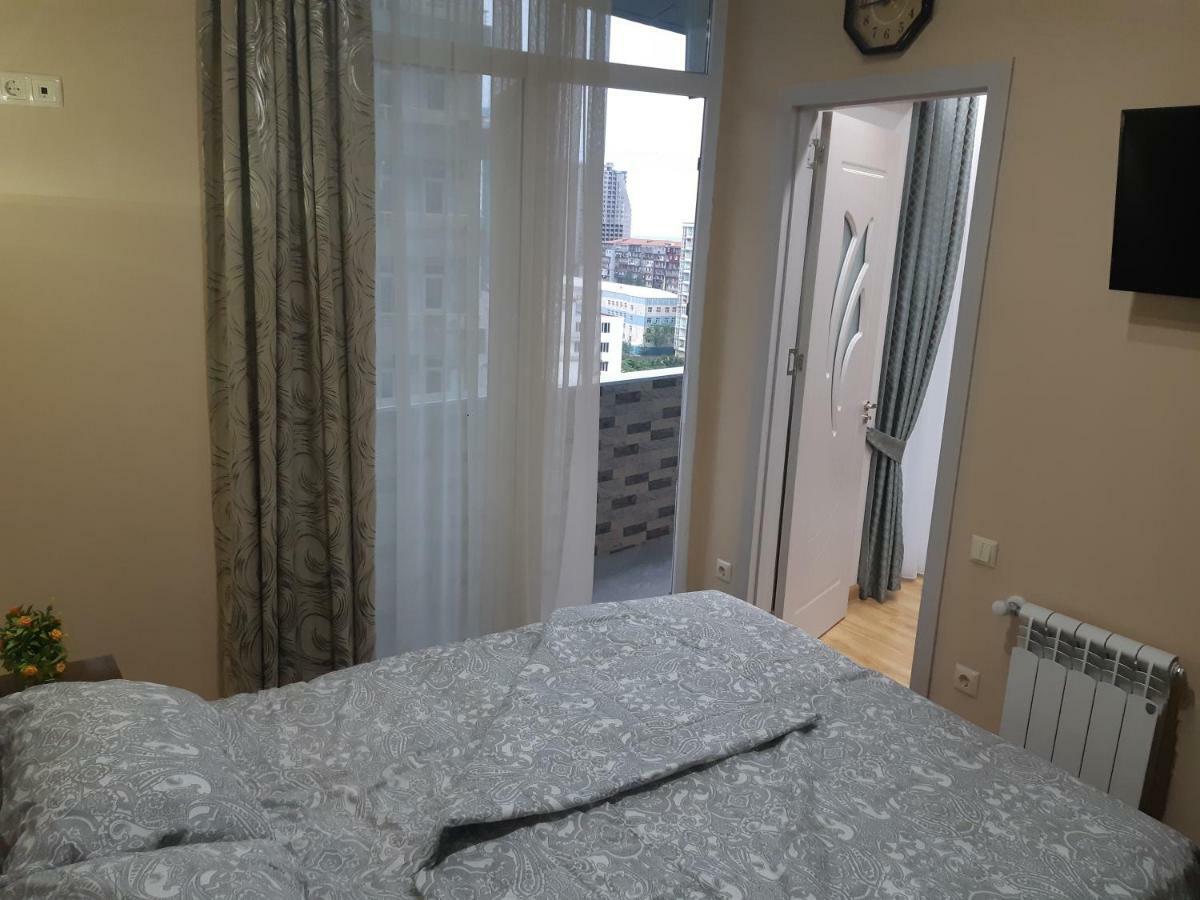 Мате Apartment Batumi Exteriör bild