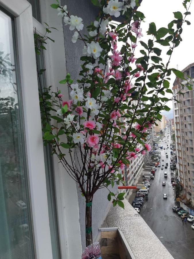 Мате Apartment Batumi Exteriör bild