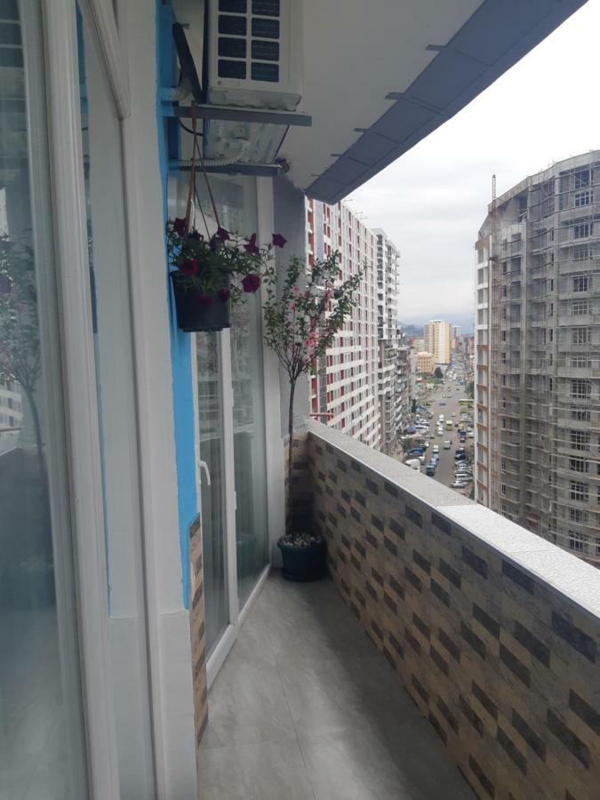 Мате Apartment Batumi Exteriör bild
